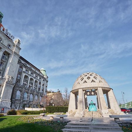 Nanirol Apartment At Gellert Bath Budapeste Exterior foto