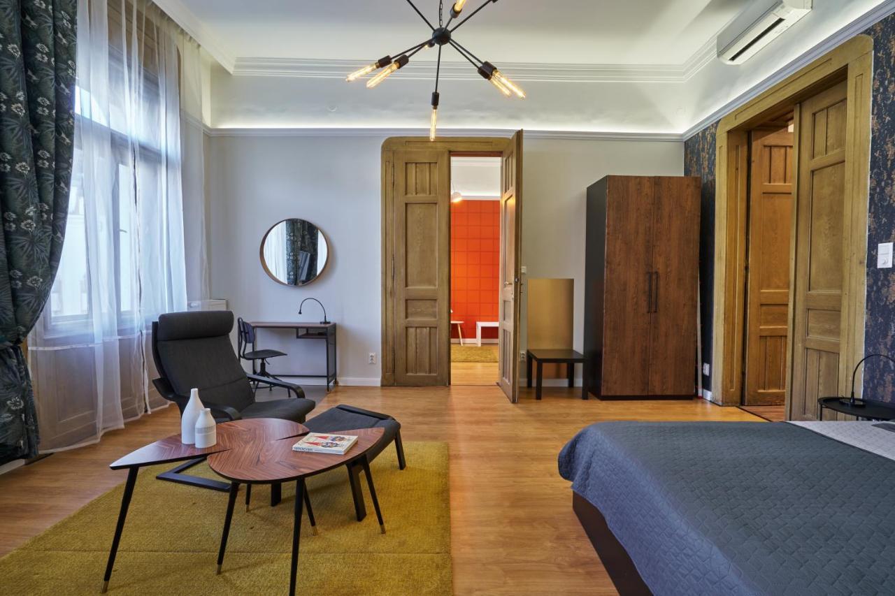 Nanirol Apartment At Gellert Bath Budapeste Exterior foto